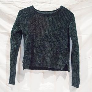 Cozy green sweater
